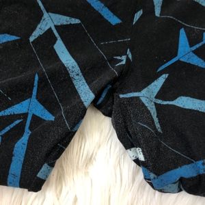 LuLaRoe Pants - LuLaRoe airplane leggings size ONE SIZE // G24 LuLaRoe Pants - LuLaRoe airplane leggings size ONE SIZE // G24